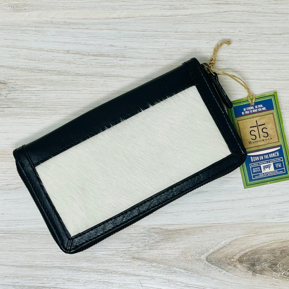 NWT - STS Cowhide Zip Wallet